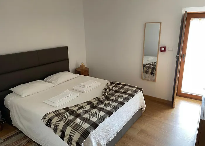 Casa De Xisto Ti Lucilia Feriehus Videmonte